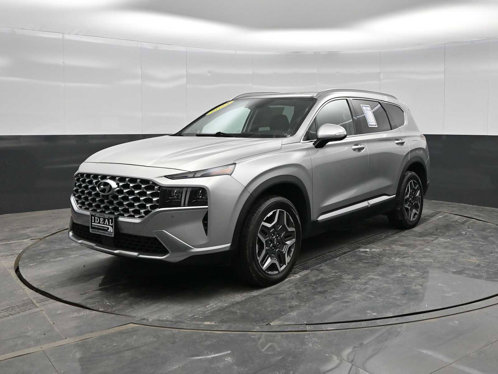 Used 2023 Hyundai Santa Fe Limited image 5