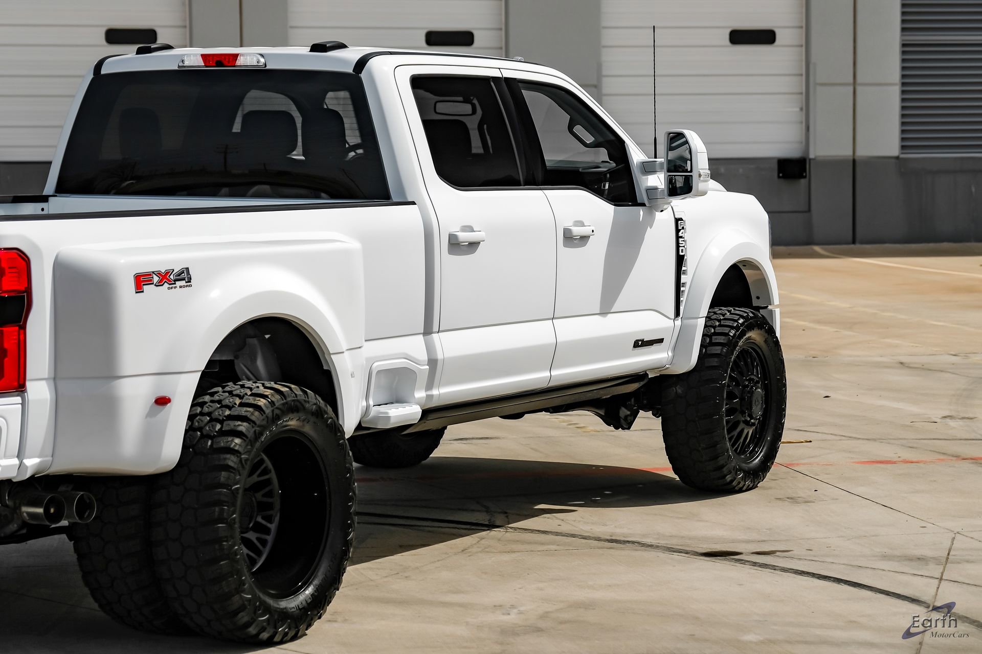 Used 2026 Ford F450 Lariat w/ FX4 Off-Road Package image 20