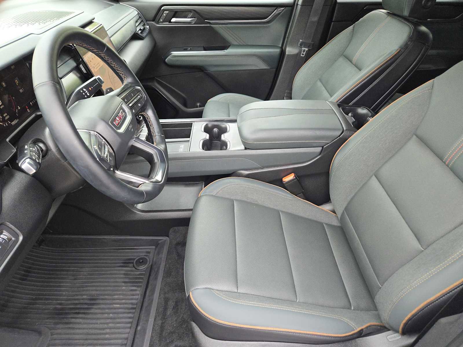 Certified 2025 GMC Acadia AT4 image 13