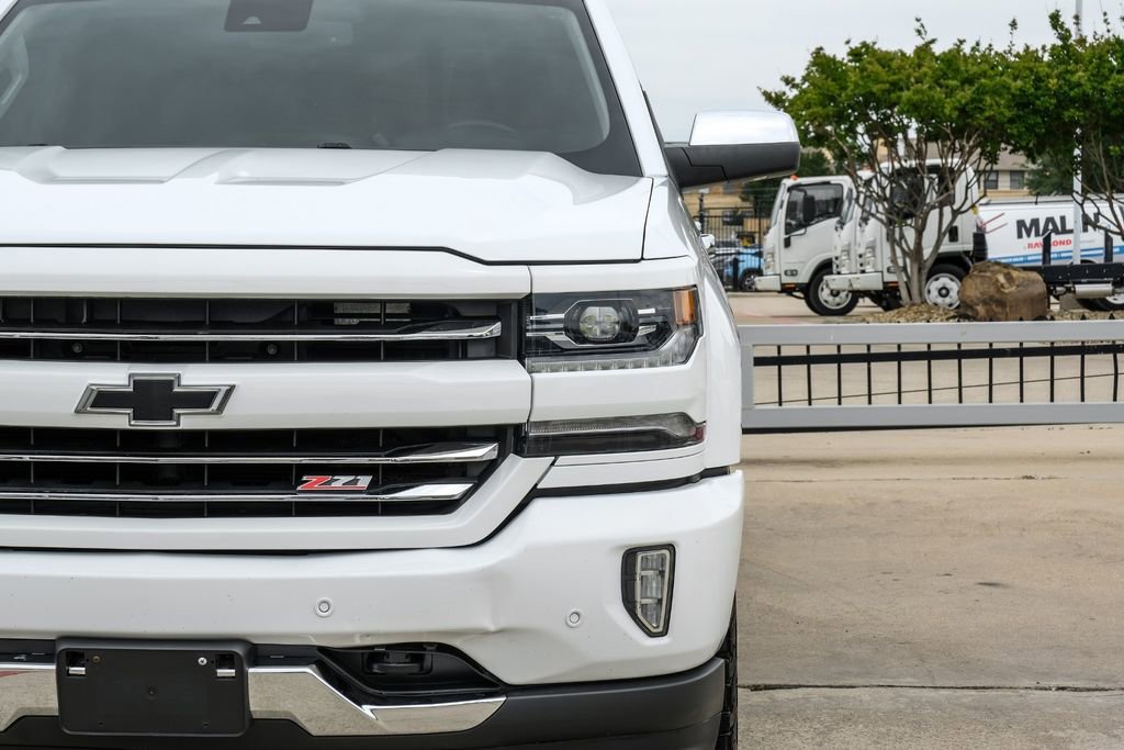 Used 2018 Chevrolet Silverado 1500 LTZ Z71 w/ LTZ Plus Package AWD/4WD image 47