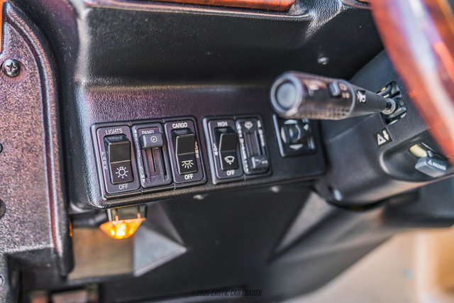 Used 2002 HUMMER H1 4-Door Wagon image 30