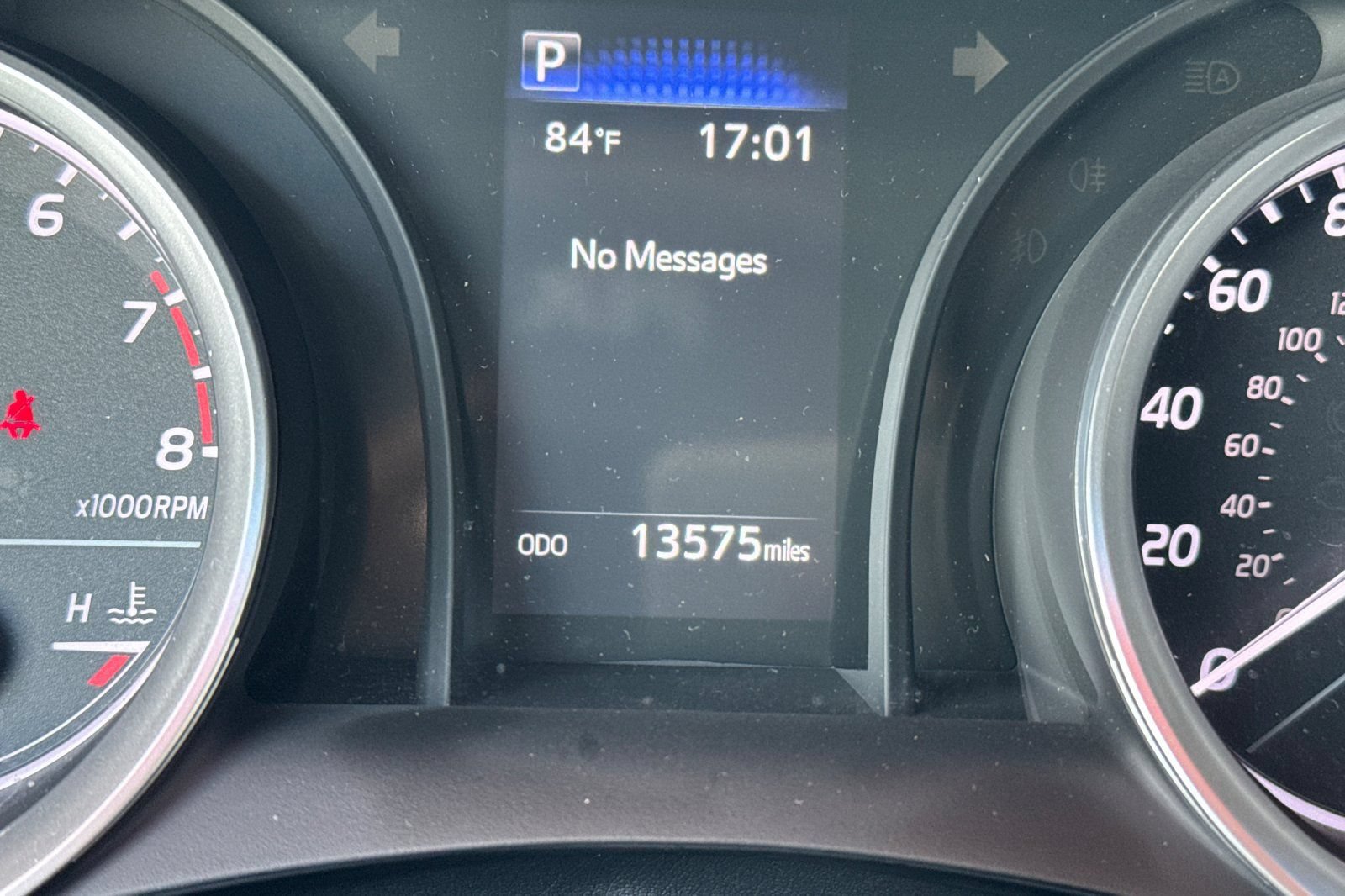 Used 2024 Toyota Camry LE FWD image 29