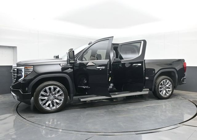 Used 2024 GMC Sierra 1500 Denali w/ Denali Reserve Package AWD/4WD image 56