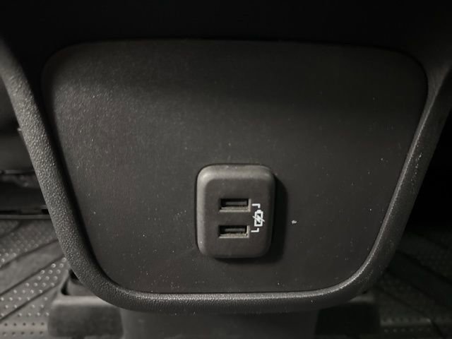 Used 2023 Chevrolet Equinox LS w/ LS Convenience Package image 24