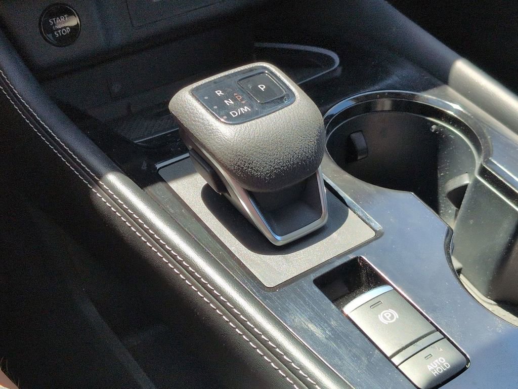 Used 2024 Nissan Rogue Platinum w/ Platinum Premium Package FWD image 27