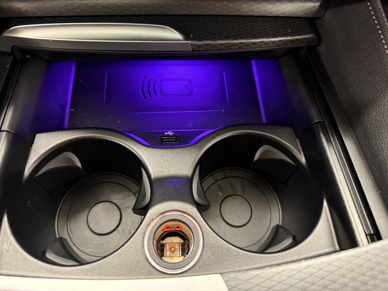 Used 2023 BMW 530i xDrive w/ Executive Package image 32