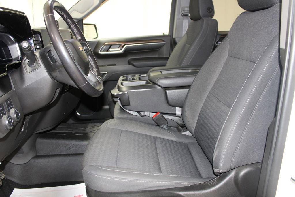 Used 2022 Chevrolet Silverado 1500 LT w/ Protection Package AWD/4WD image 24