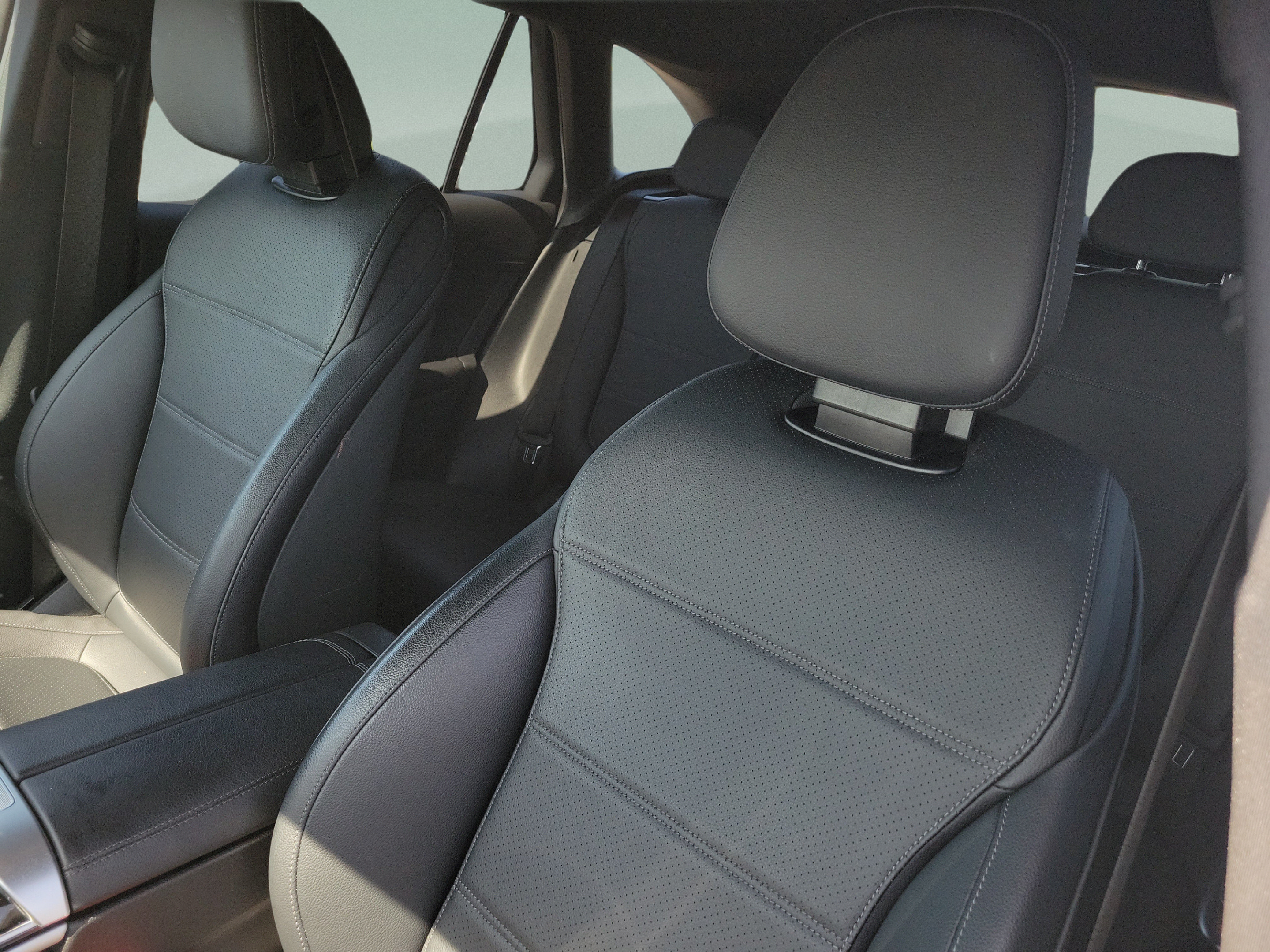 Certified 2024 Mercedes-Benz GLC 300 4MATIC image 18
