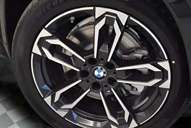 New 2026 BMW X1 xDrive28i w/ M Sport Package AWD/4WD image 32