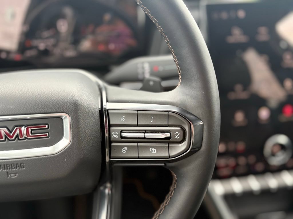 Used 2026 GMC Terrain AT4 w/ Convenience Package III AWD/4WD image 17