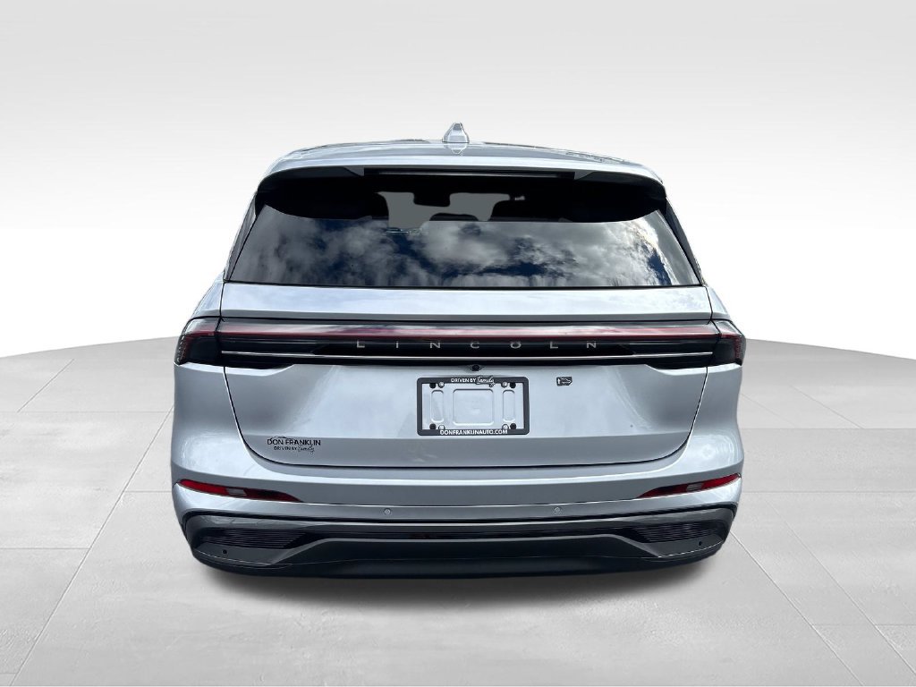 New 2026 Lincoln Nautilus Premier w/ Equipment Group 102A AWD/4WD image 4