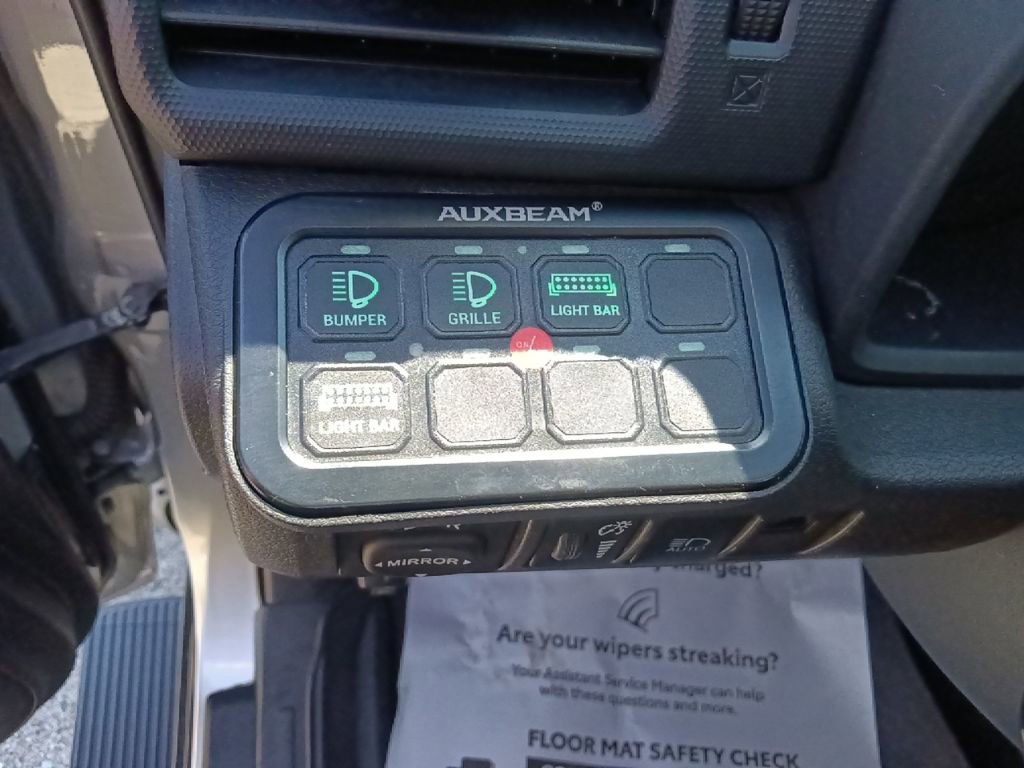 Used 2022 Toyota 4Runner SR5 image 17