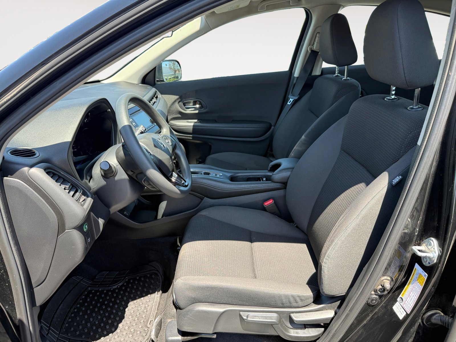 Certified 2021 Honda HR-V LX image 10