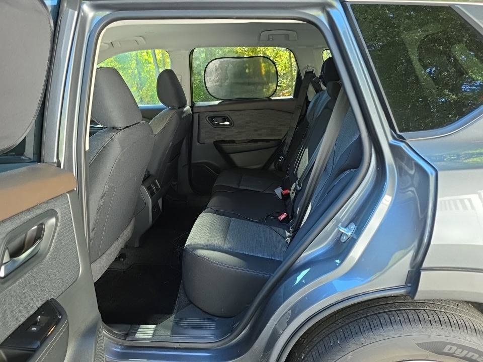Certified 2023 Nissan Rogue SV AWD/4WD image 13