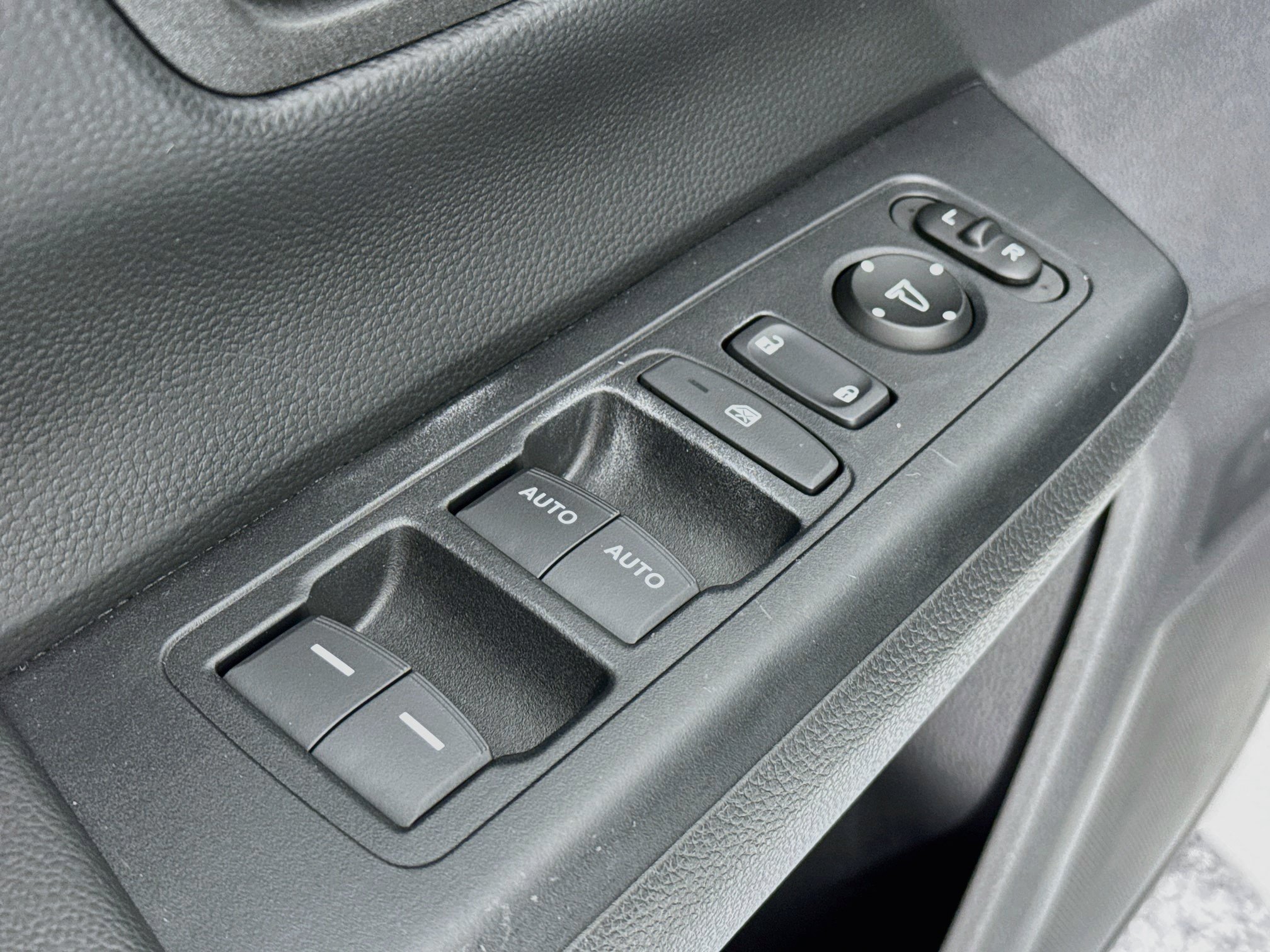 Certified 2023 Honda CR-V Sport image 17