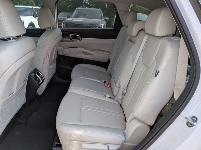 New 2026 Kia Sorento S FWD image 16