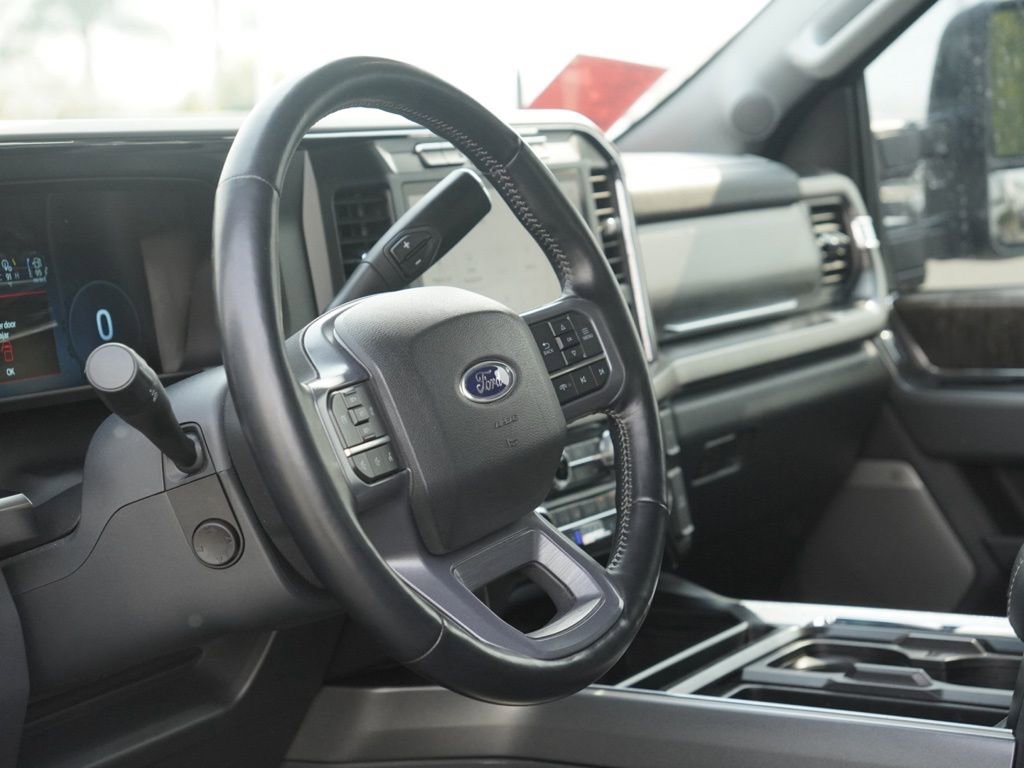 Used 2023 Ford F350 Lariat w/ FX4 Off-Road Package image 22