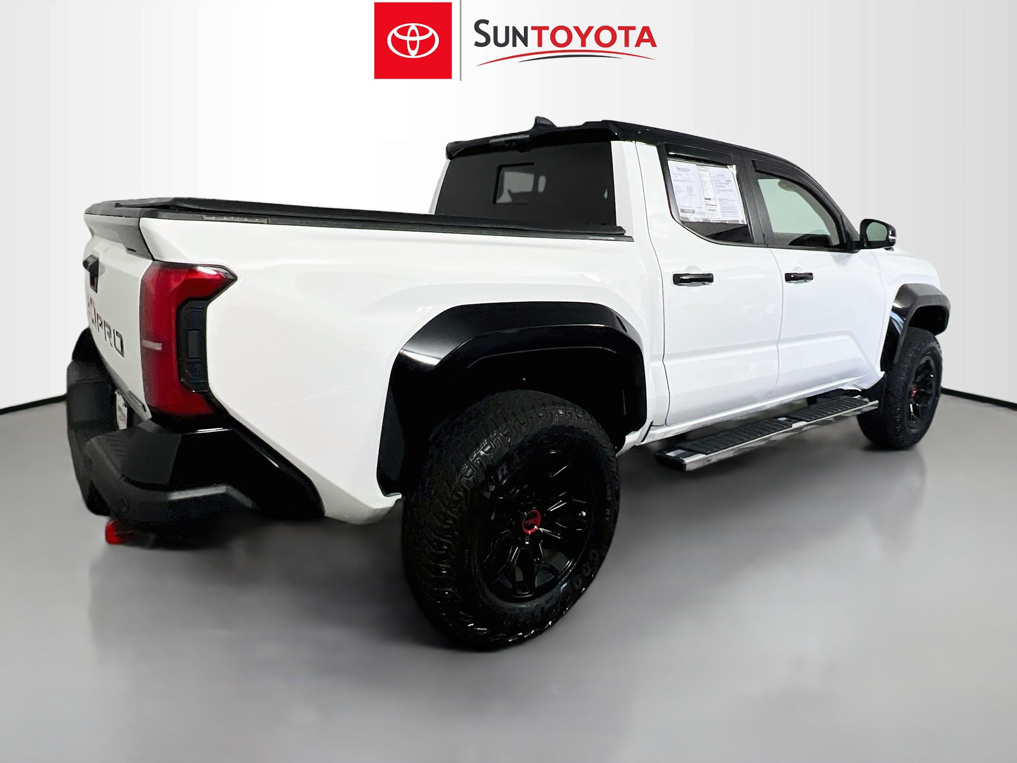 Used 2025 Toyota Tacoma TRD Pro AWD/4WD image 4