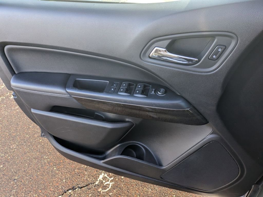 Used 2016 GMC Canyon SLT image 9