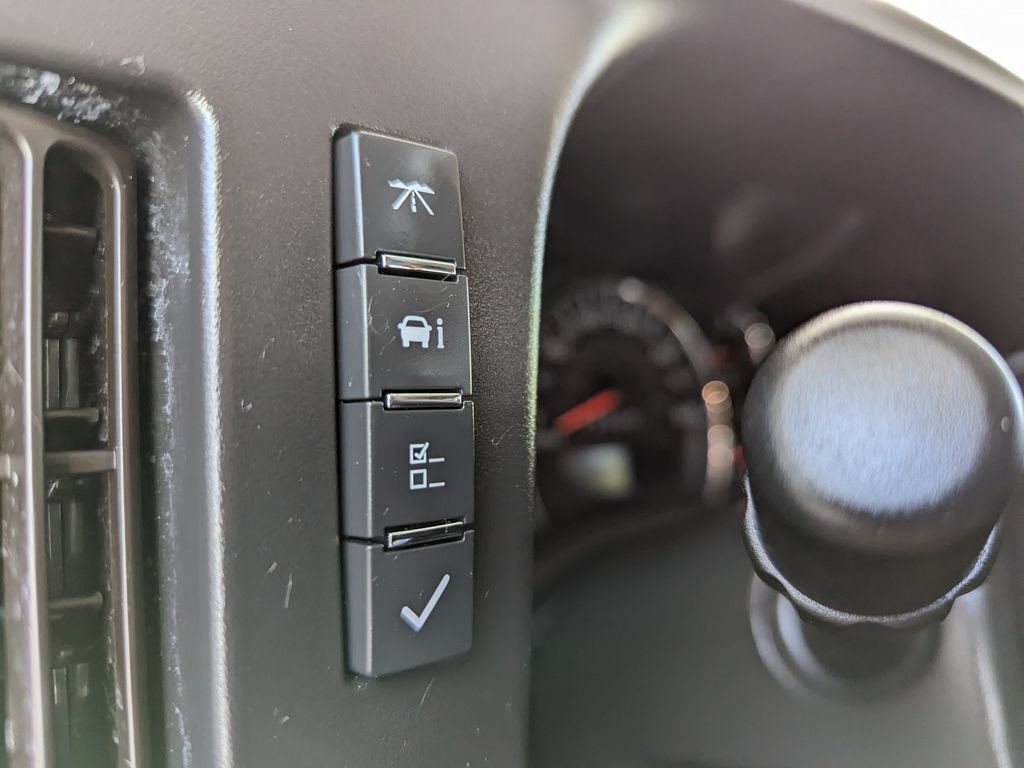 Used 2019 Chevrolet Express 4500 w/ RV Package RWD image 35