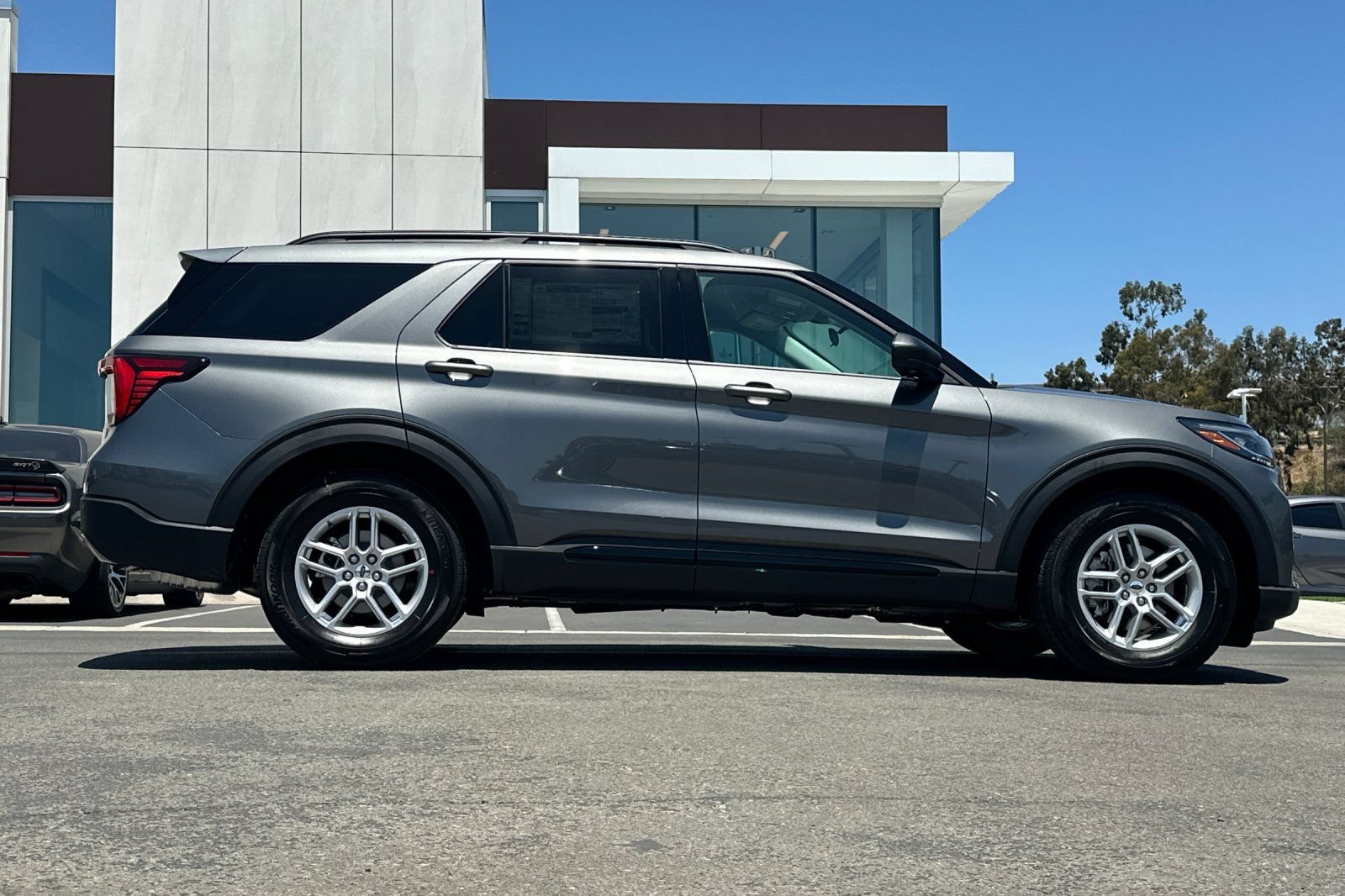 New 2026 Ford Explorer Active w/ Active Comfort Package RWD image 2