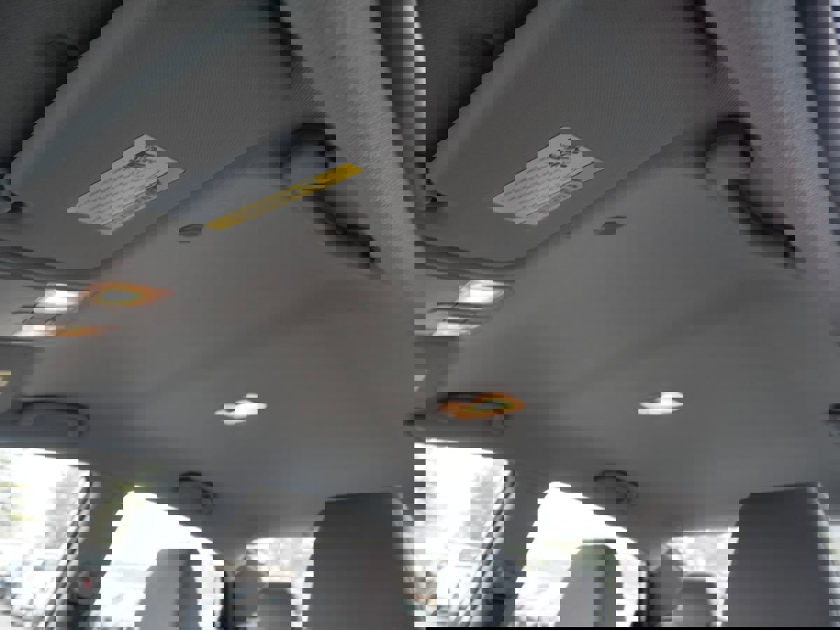 Used 2016 Hyundai Accent SE w/ Option Group 02 image 11