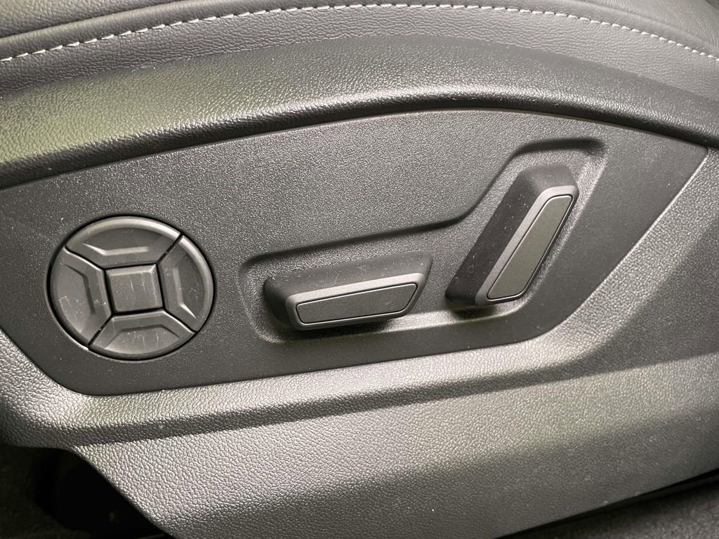 New 2026 Audi Q8 Premium Plus image 17