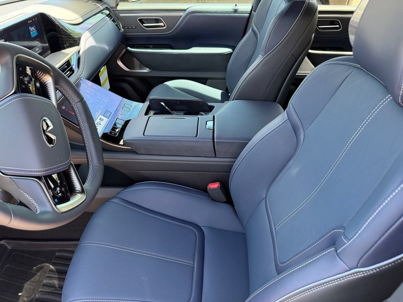 New 2027 INFINITI QX80 Sensory AWD/4WD image 11