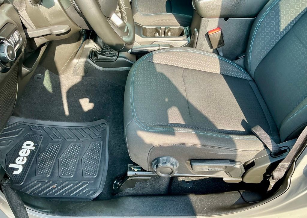 Used 2021 Jeep Wrangler Unlimited Islander image 42