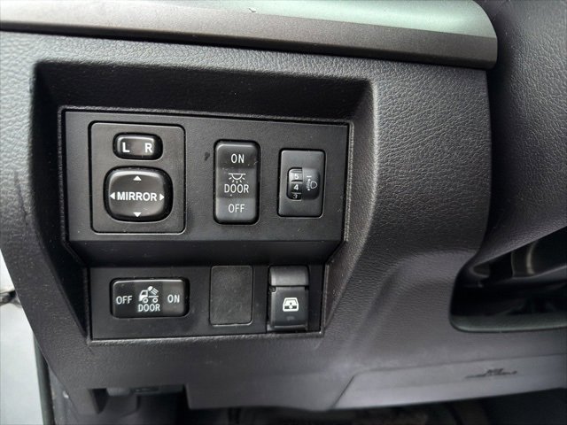 Certified 2016 Toyota Tundra SR5 w/ TRD Off Road Package image 23