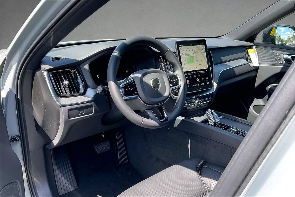 New 2026 Volvo XC60 B5 Ultra w/ Protection Package Premier AWD/4WD image 7