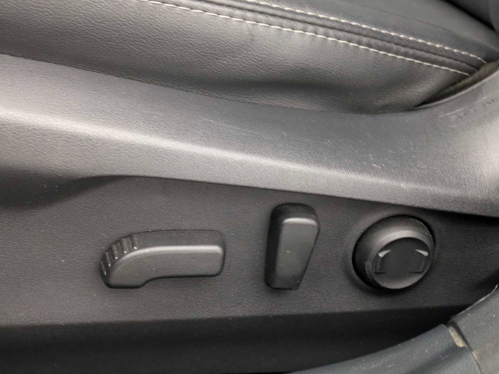 Used 2022 Subaru Outback Limited w/ Popular Package #2 image 18