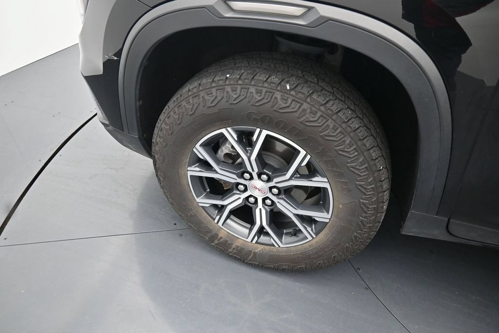 Used 2024 GMC Acadia AT4 w/ Luxury Package AWD/4WD image 16