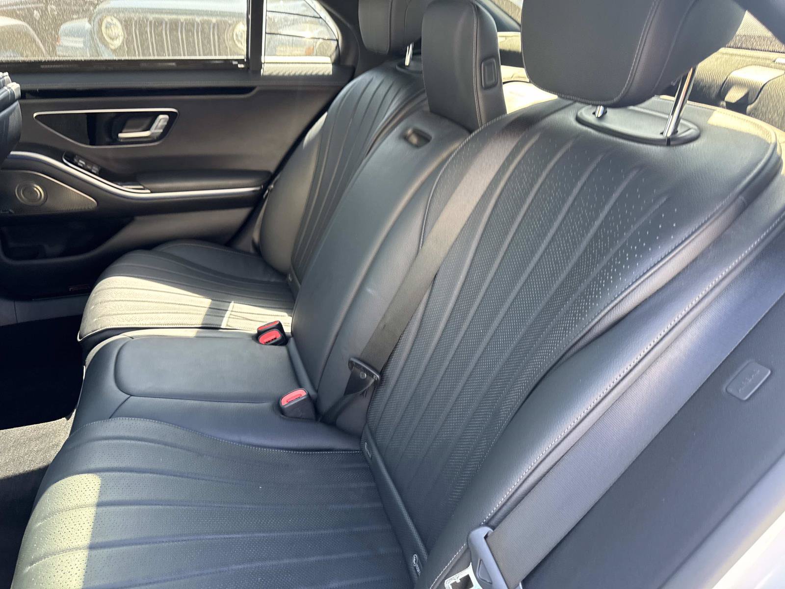 Used 2022 Mercedes-Benz S 500 4MATIC image 13