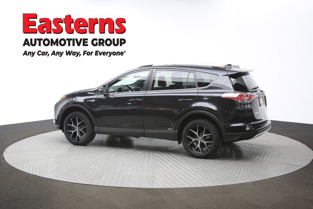 Used 2018 Toyota RAV4 SE image 49