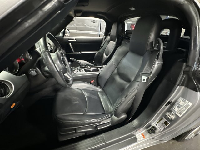 Used 2012 MAZDA MX-5 Miata Grand Touring w/ Premium Pkg RWD image 17