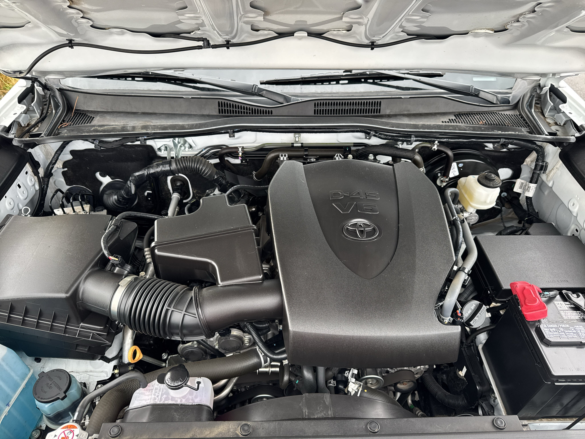 Certified 2023 Toyota Tacoma SR AWD/4WD image 16