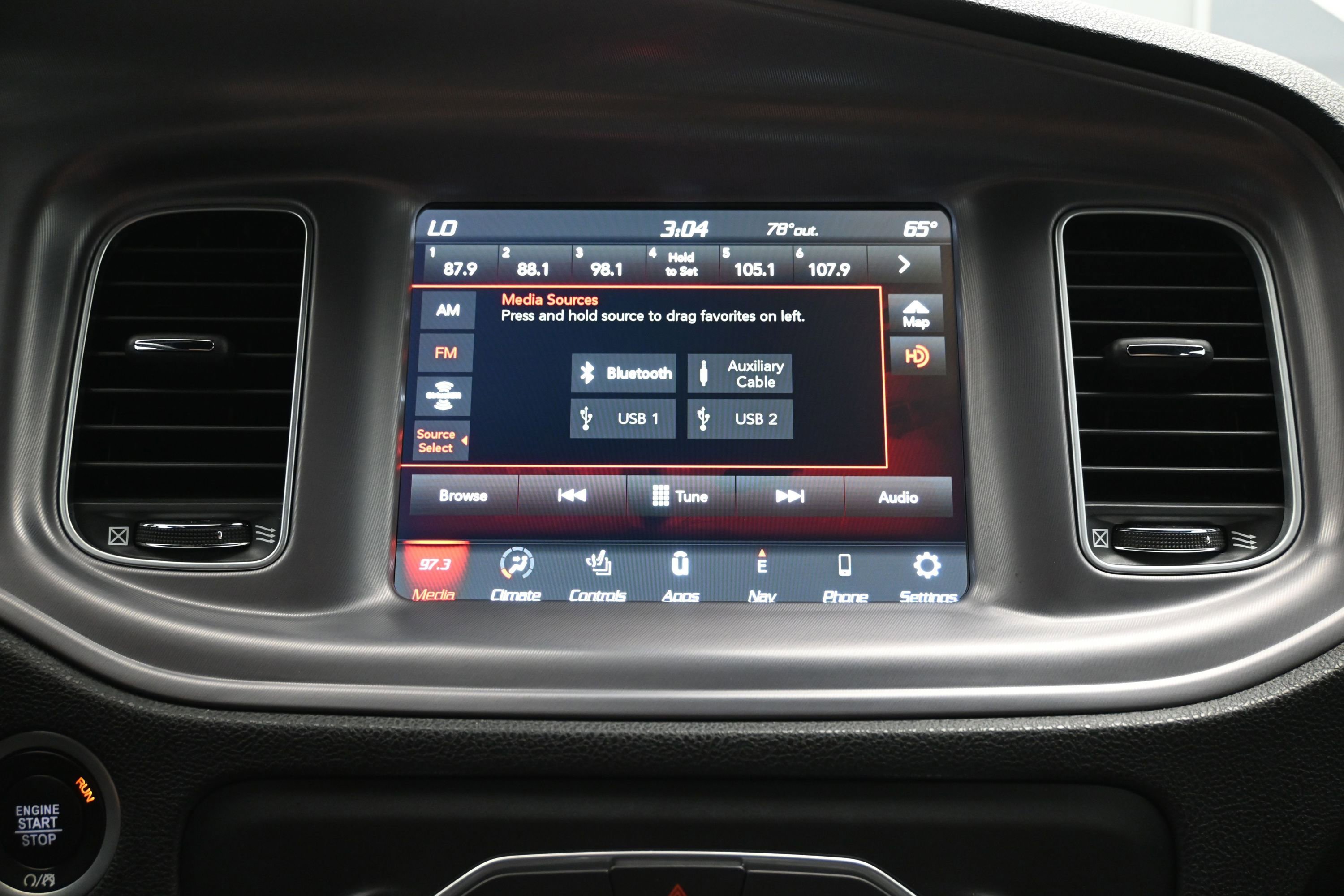 Used 2023 Dodge Charger Scat Pack w/ Navigation & Travel Group RWD image 29