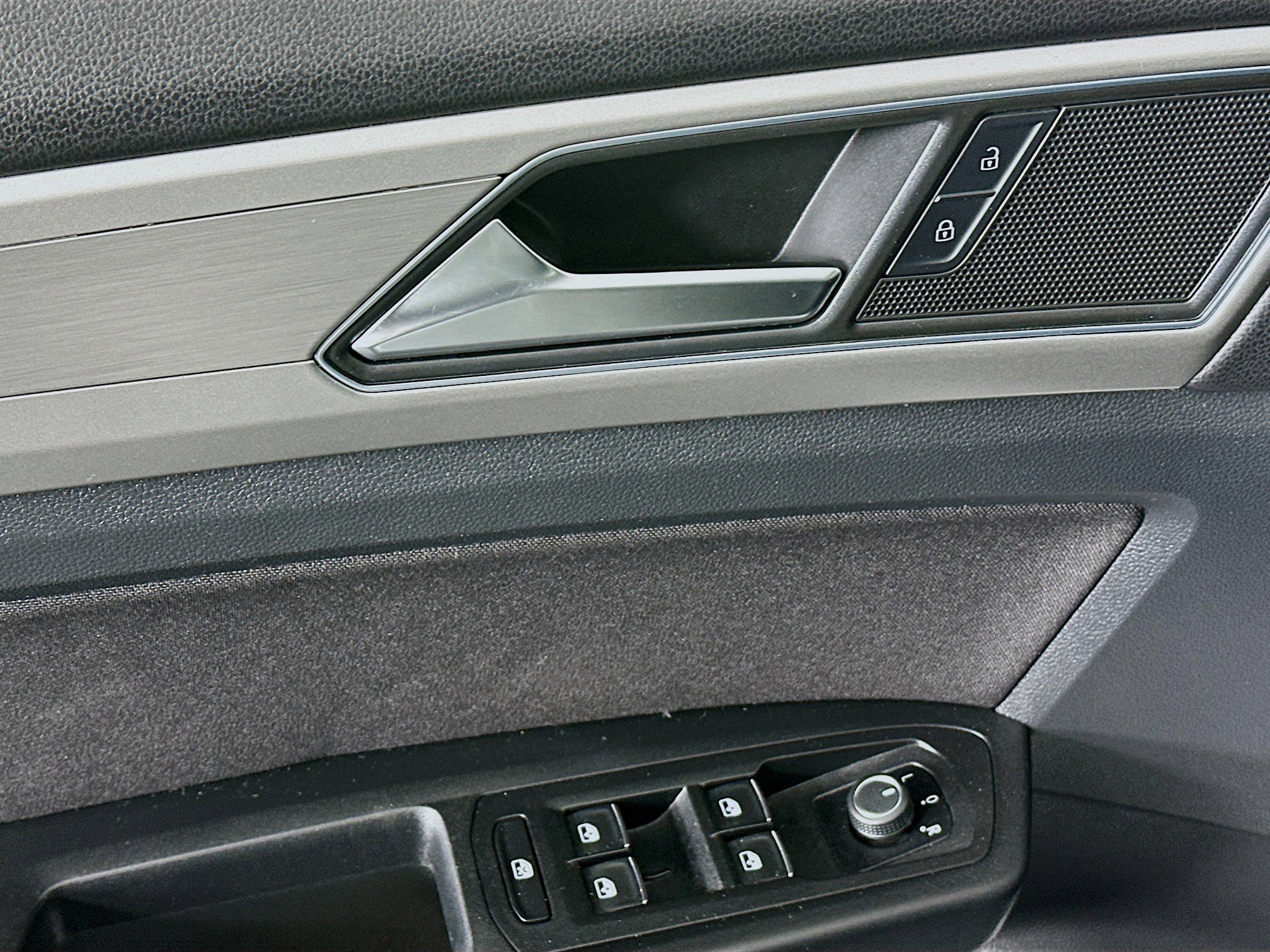 Used 2018 Volkswagen Atlas S image 15