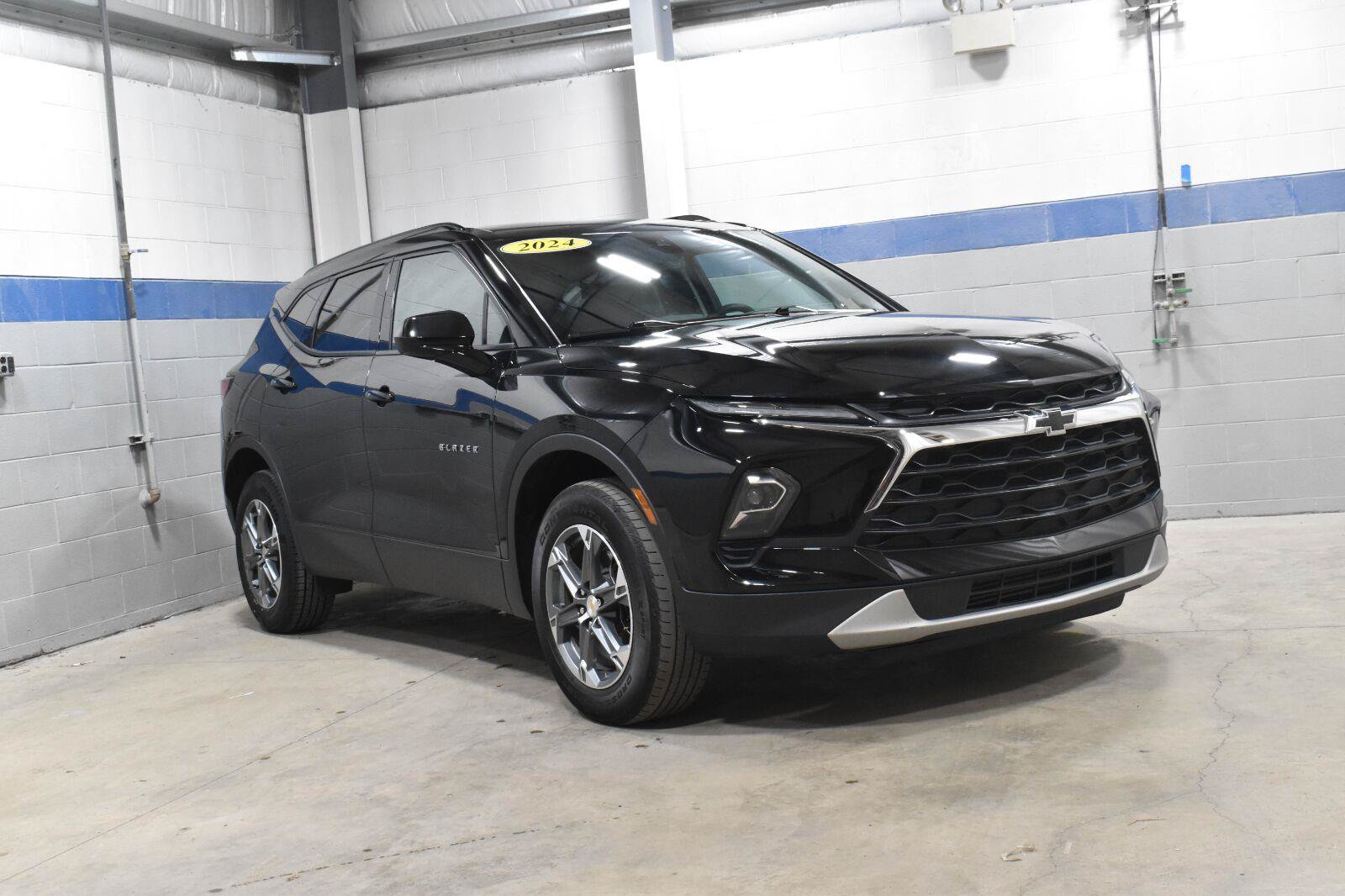 Used 2024 Chevrolet Blazer LT w/ Convenience Package AWD/4WD image 27