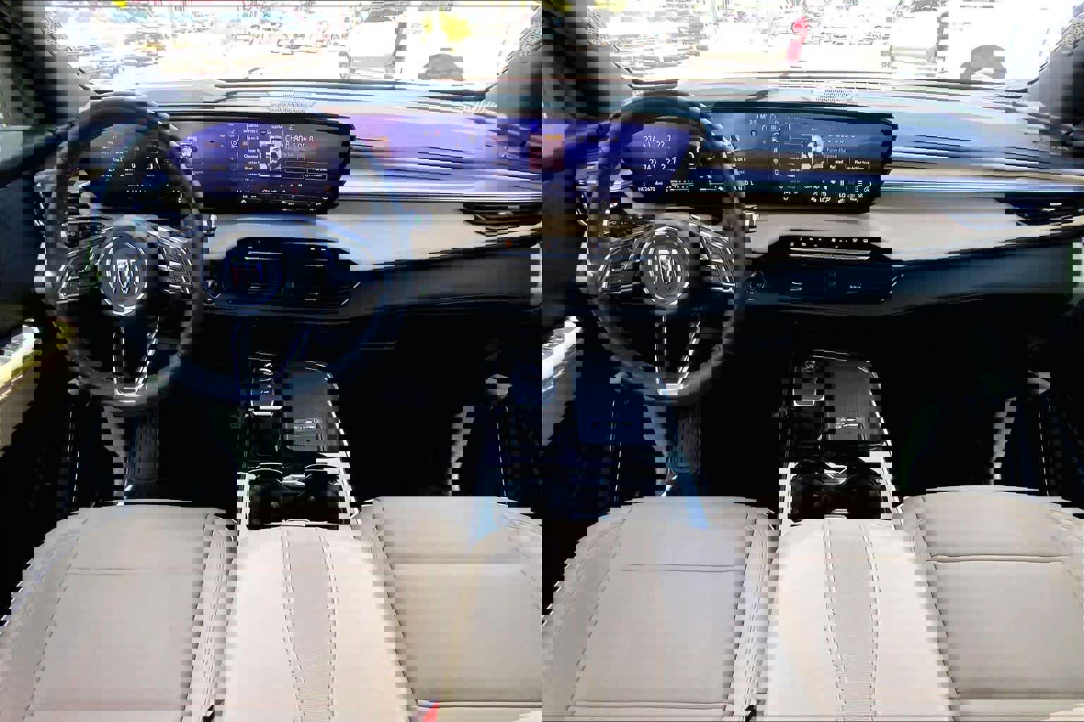 Used 2025 Buick Enclave Preferred FWD image 16