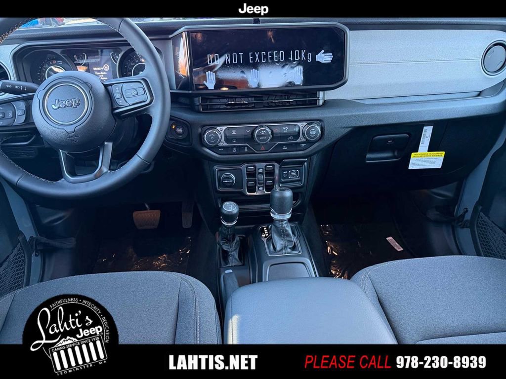 New 2026 Jeep Gladiator Sport image 29