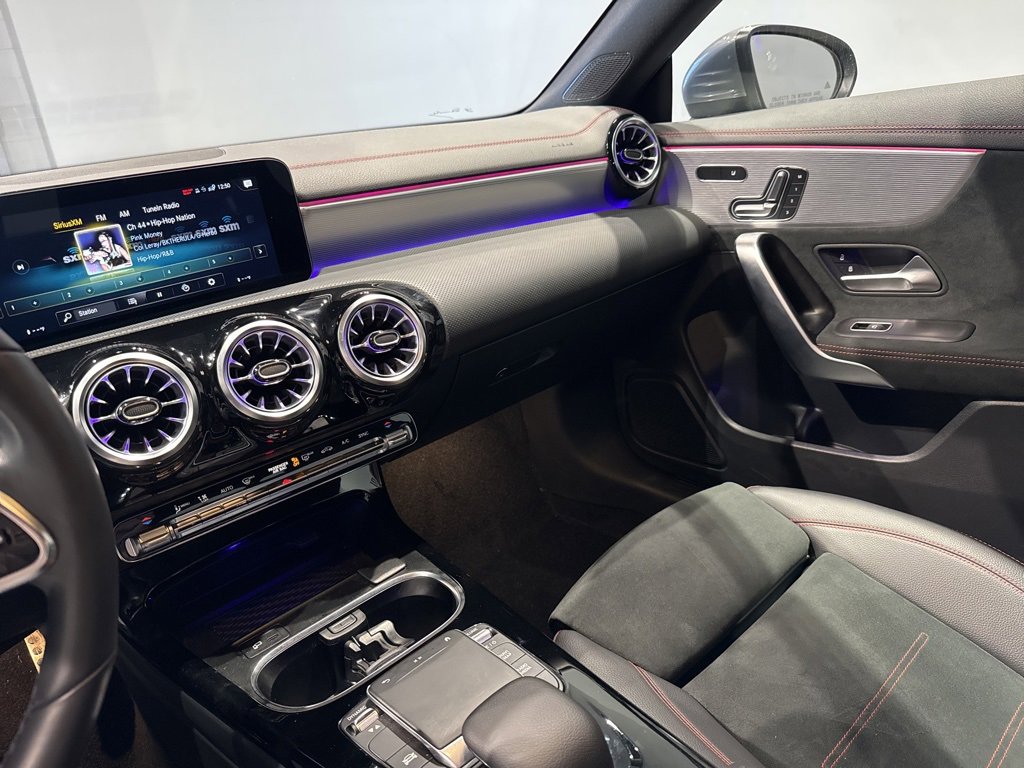 Used 2023 Mercedes-Benz CLA 250 4MATIC image 15