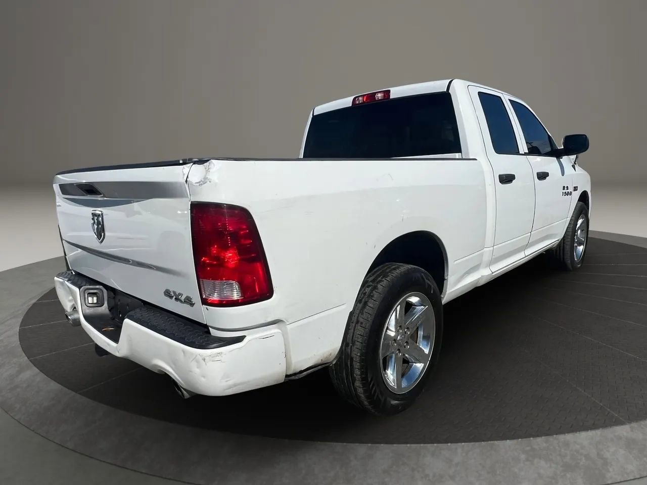 Used 2017 RAM 1500 Express image 5