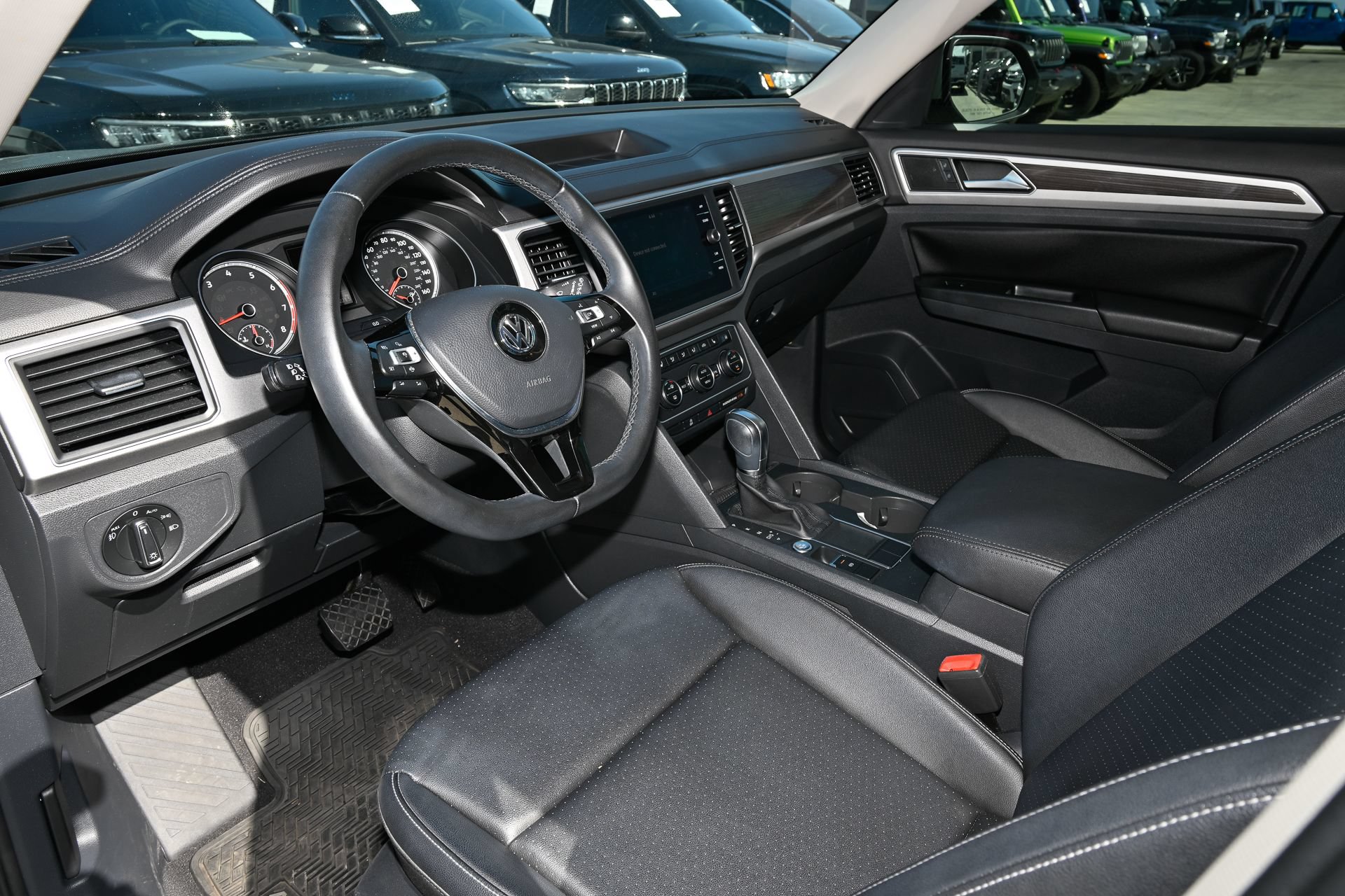Used 2019 Volkswagen Atlas SE FWD image 5