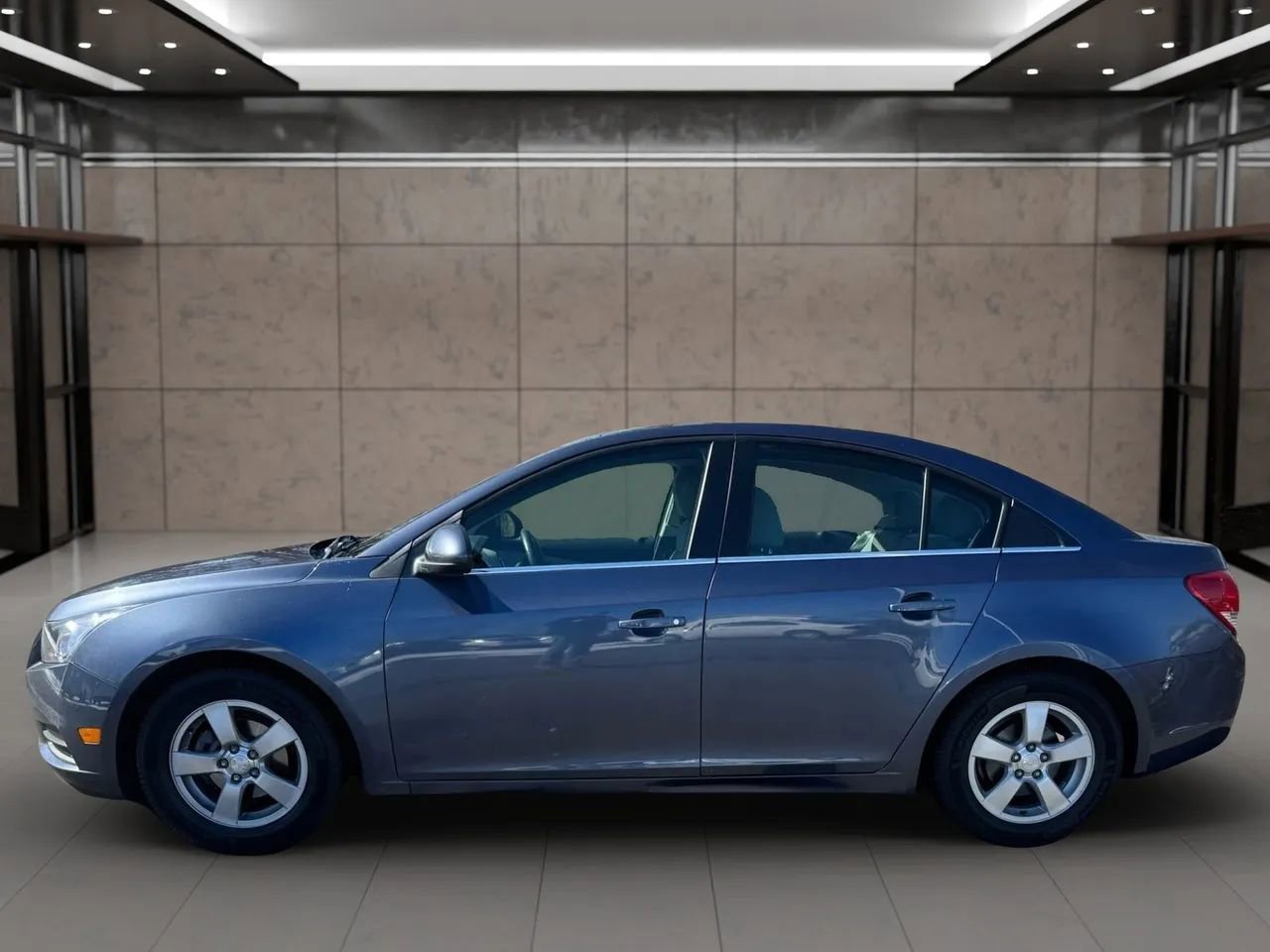 Used 2014 Chevrolet Cruze LT image 4