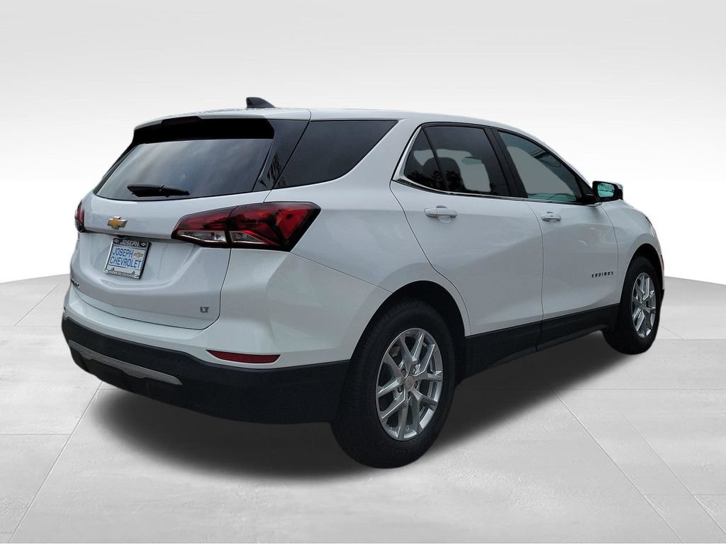 Used 2022 Chevrolet Equinox LT FWD image 4
