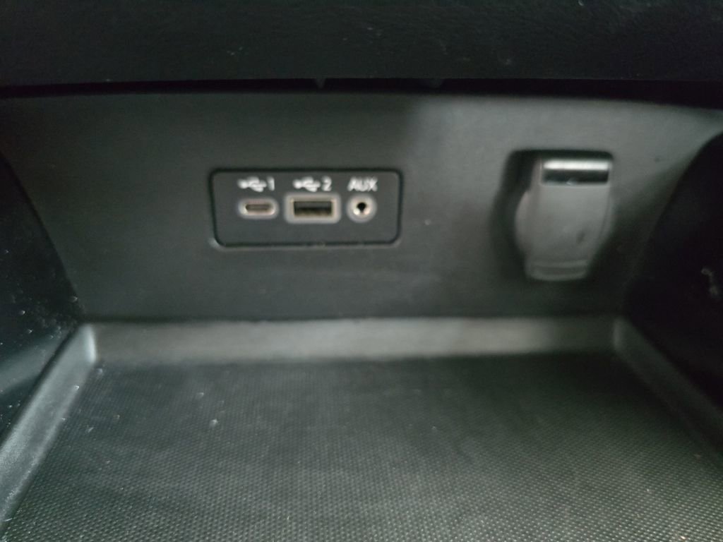 Used 2024 Nissan Altima 2.5 SV FWD image 25