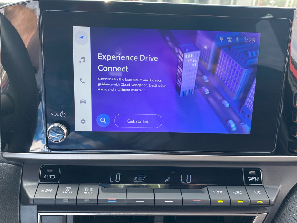 Used 2025 Toyota Camry SE image 20