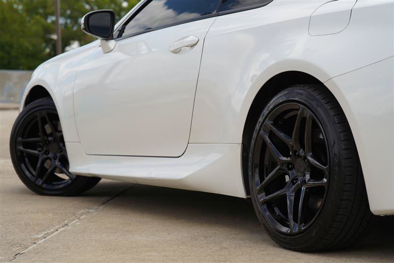 Used 2017 Lexus RC 200t w/ Accessory Package 2 RWD image 24